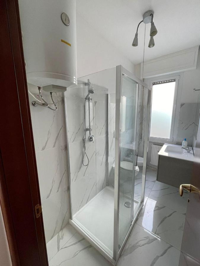 Town Flat Rapallo - Free Parking ภายนอก รูปภาพ