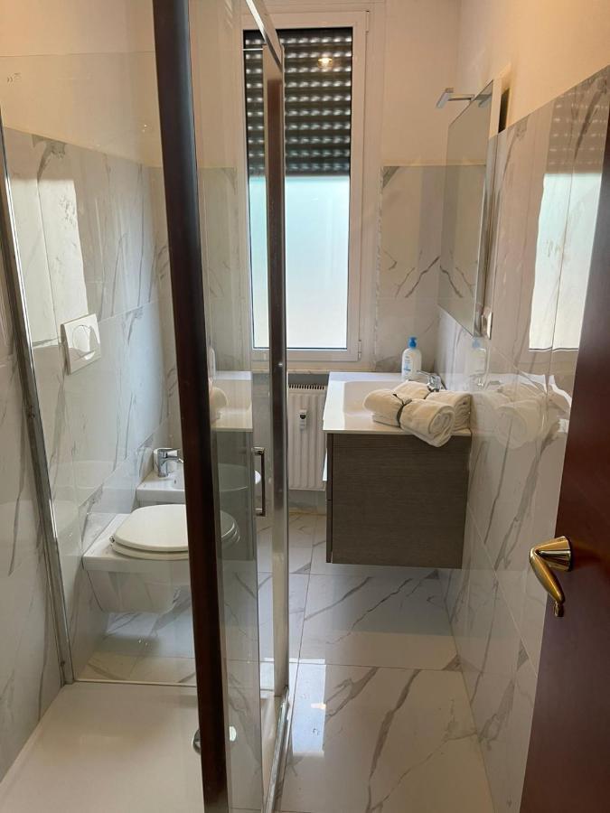 Town Flat Rapallo - Free Parking ภายนอก รูปภาพ